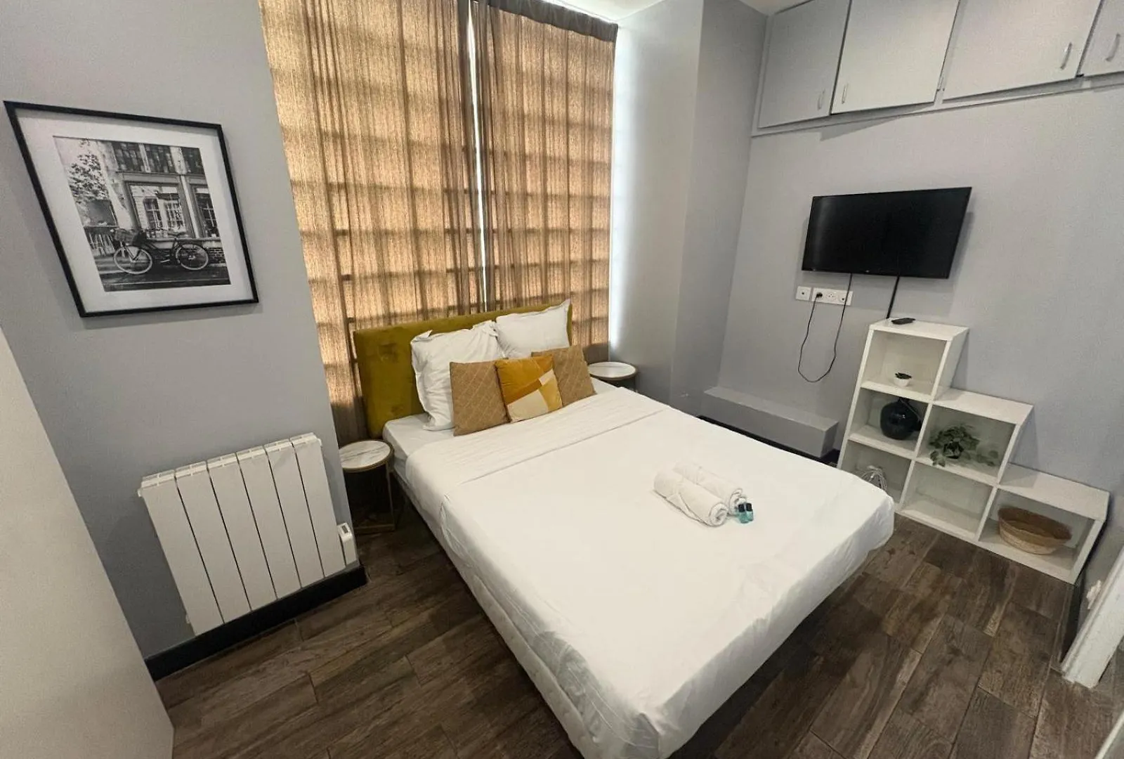Bright Studio In Batignolles Párizs Apartman